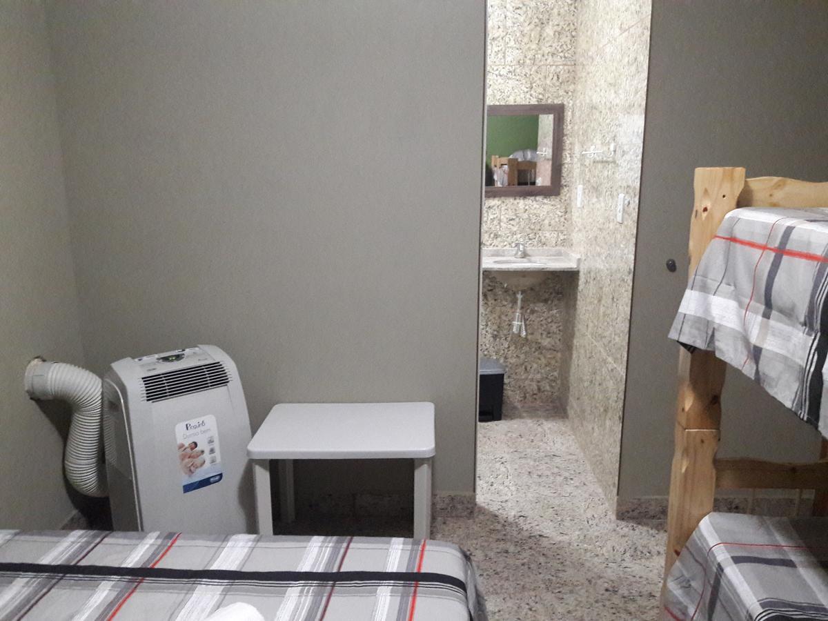 Hostel Falcao-Suites Privativas Com Ar Condicionado Риу-даз-Острас Экстерьер фото